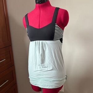 EUC 🦋 LuluLemon Vintage Babydoll Tank Top with Built-in Bra Sz 4 / US S